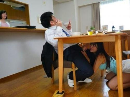 Saat adik perempuan istriku yang jorok datang ke rumah